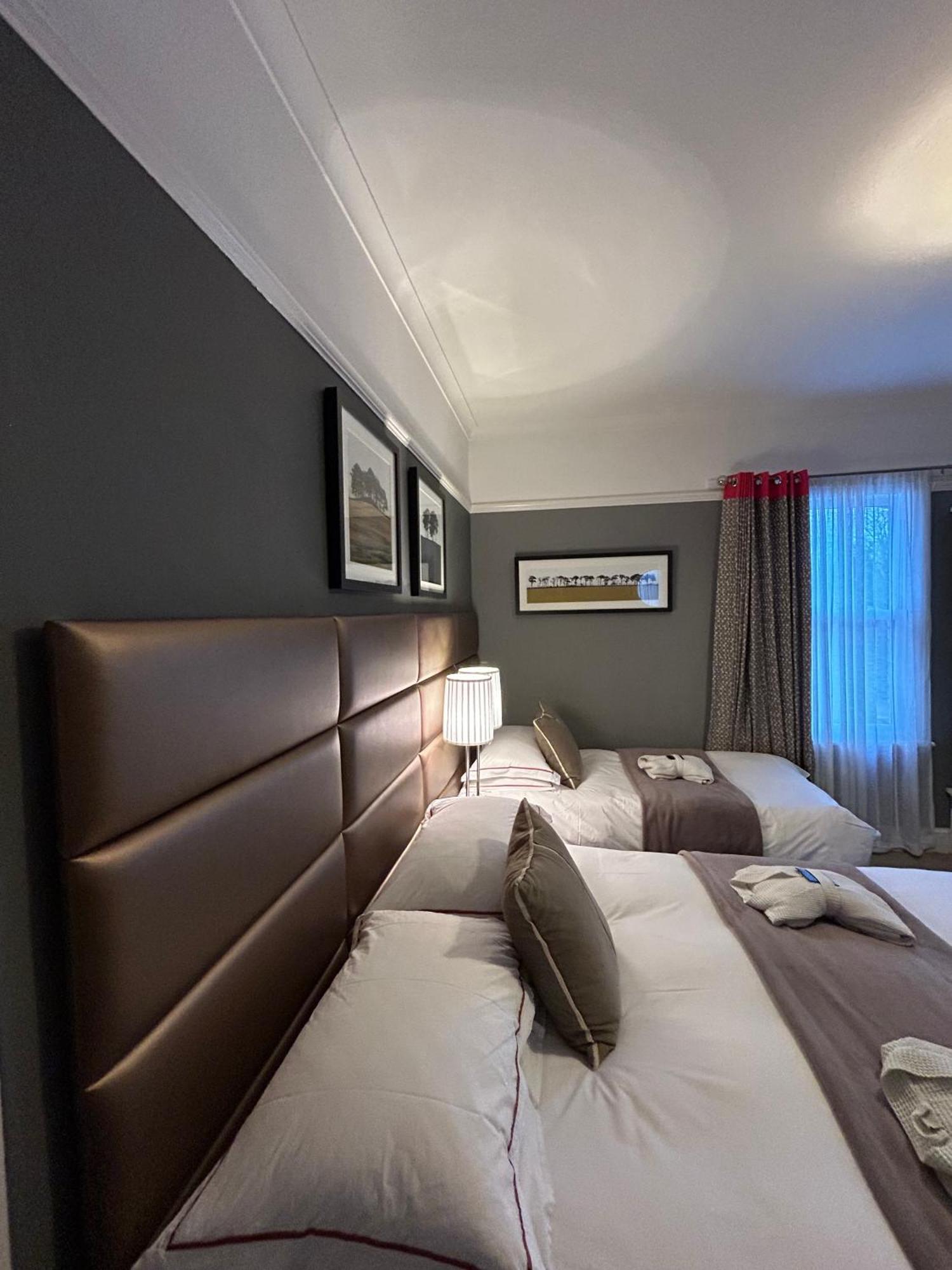 Worth House Hotel เคมบริดจ์ ภายนอก รูปภาพ