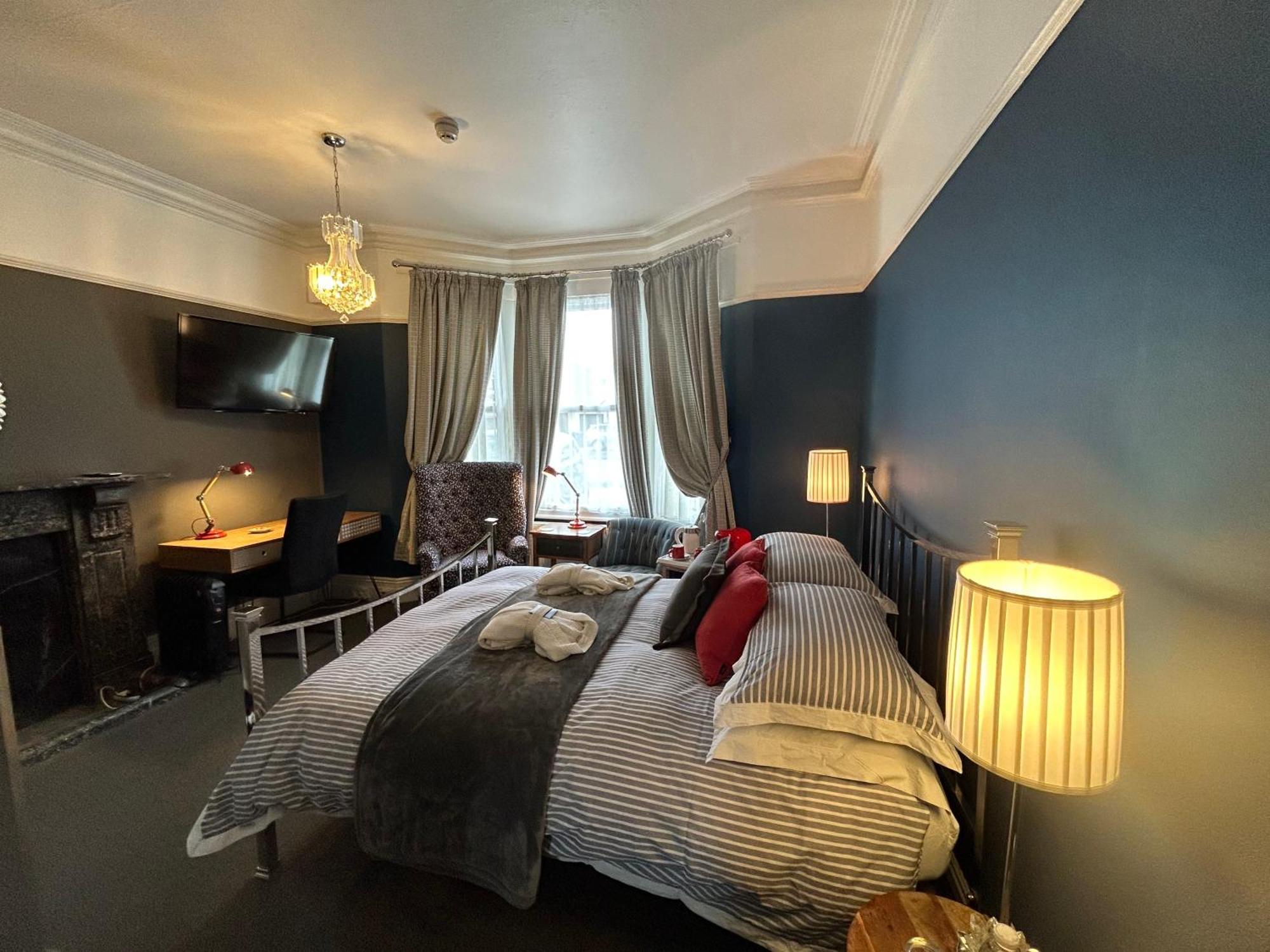 Worth House Hotel เคมบริดจ์ ภายนอก รูปภาพ