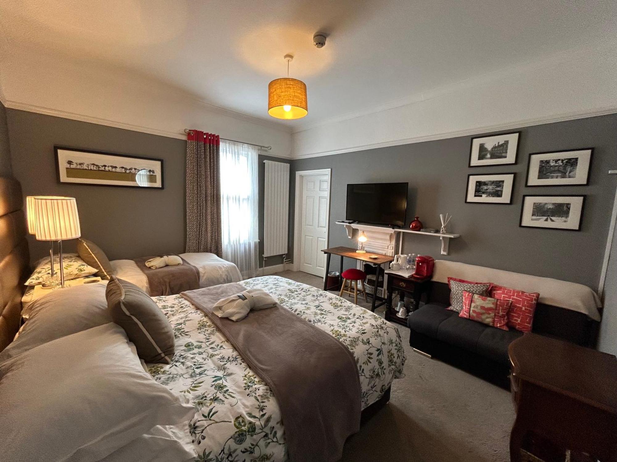 Worth House Hotel เคมบริดจ์ ภายนอก รูปภาพ