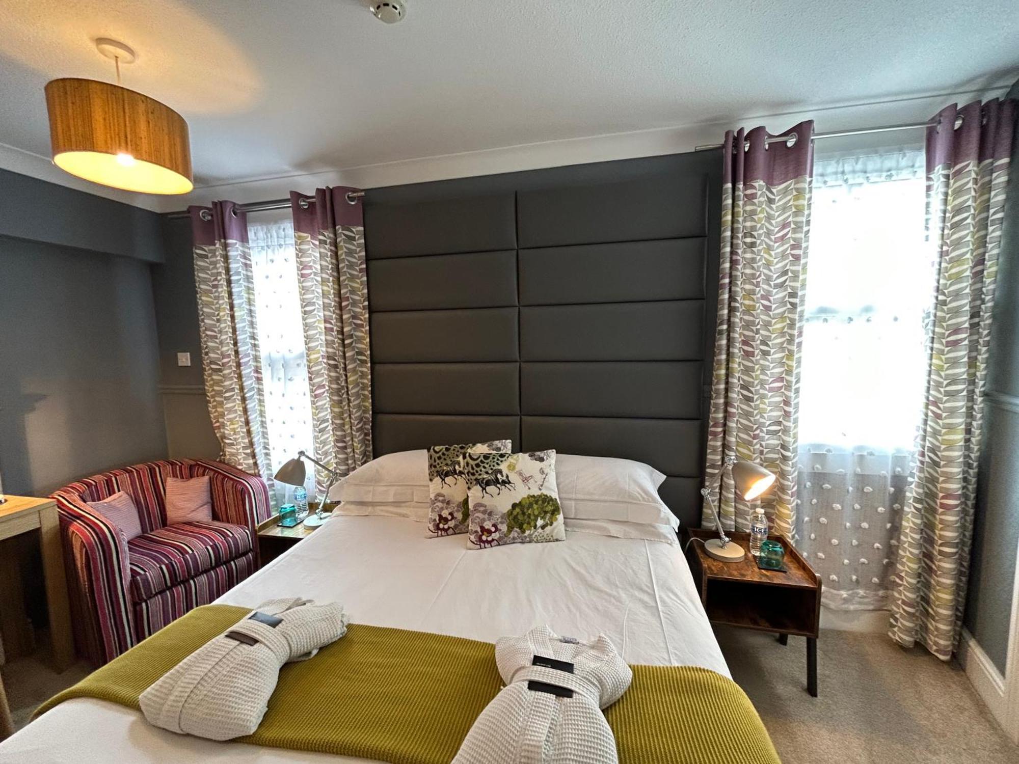 Worth House Hotel เคมบริดจ์ ภายนอก รูปภาพ